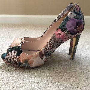 Ted Baker pumps